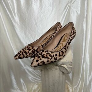 Sam Edelman Brown Pointed-Toe Heels with Luxurious Texture